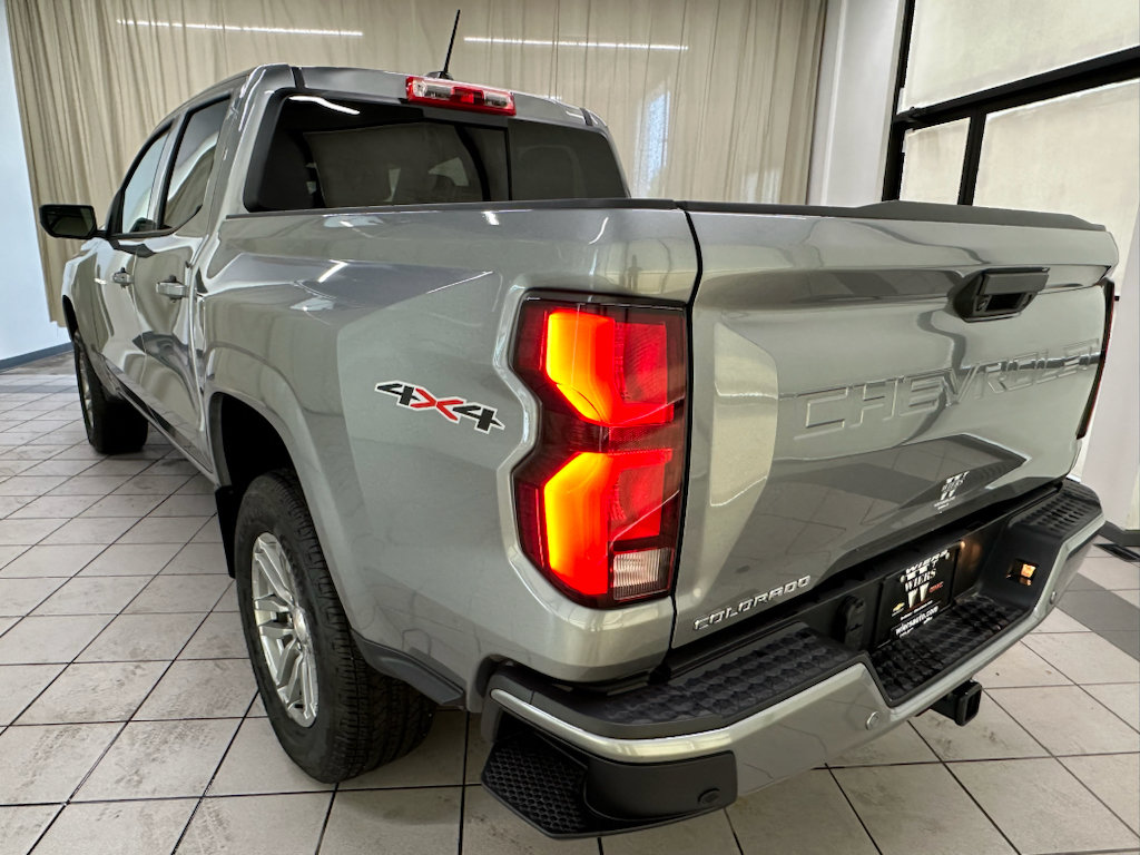 Certified 2026 Chevrolet Colorado LT w/ LT Convenience Package AWD/4WD image 10