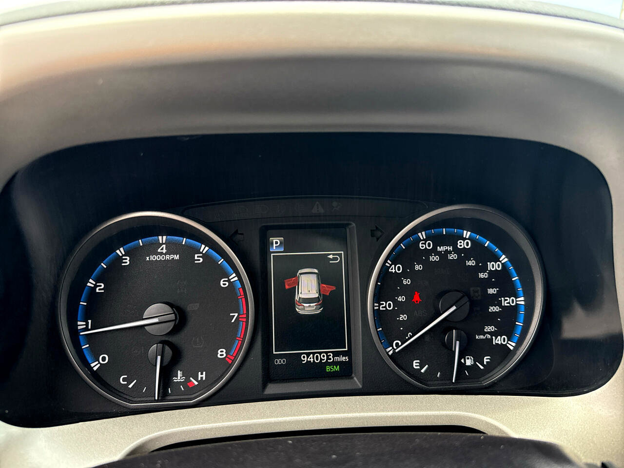 Used 2017 Toyota RAV4 XLE image 18