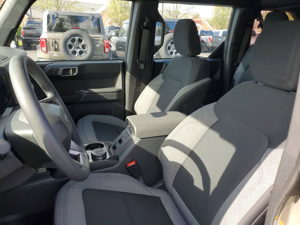 New 2025 Ford Bronco 4-Door AWD/4WD image 7