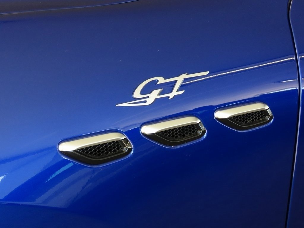 New 2024 Maserati Grecale GT image 5
