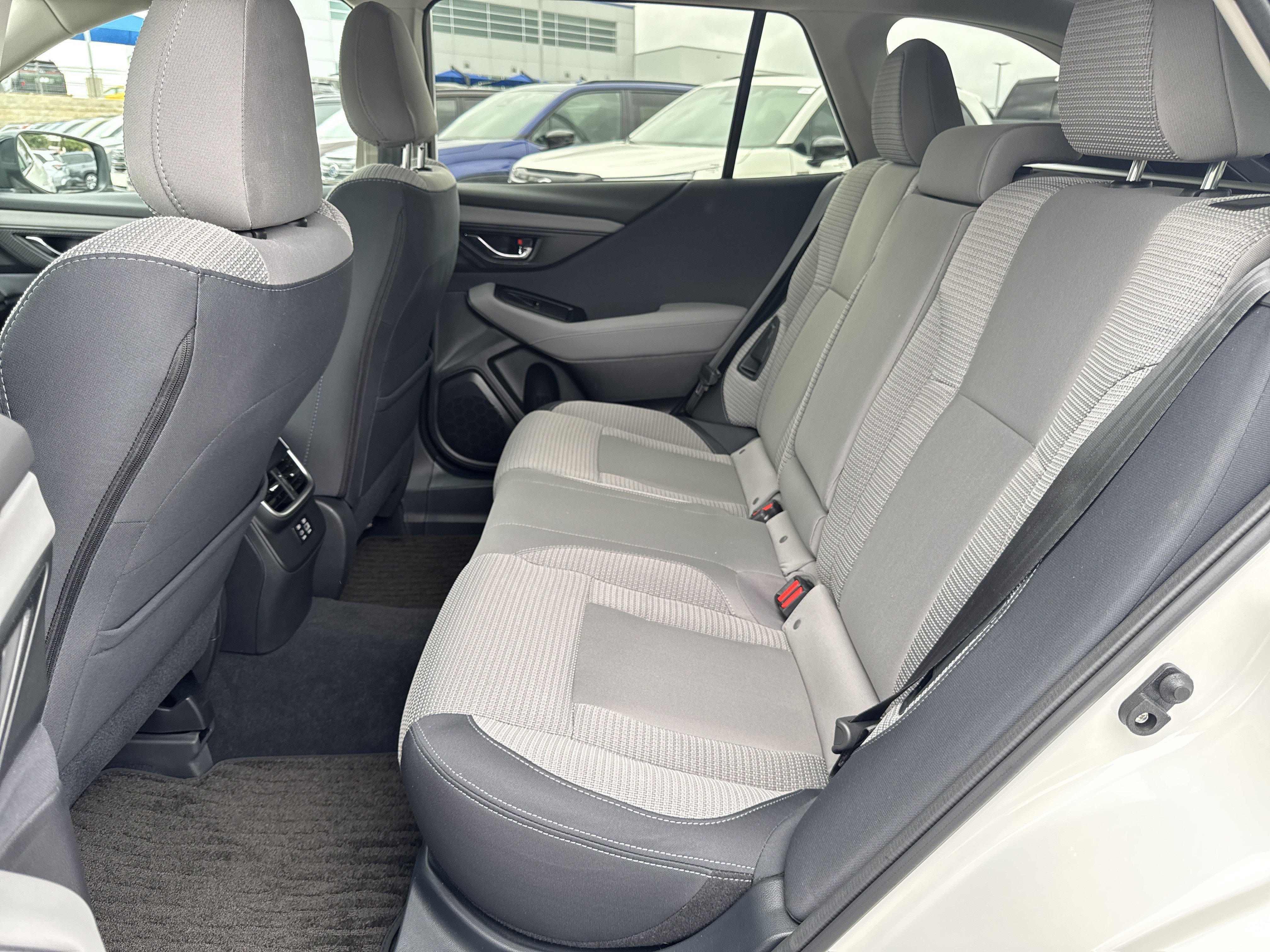 Certified 2024 Subaru Outback Premium AWD/4WD image 26