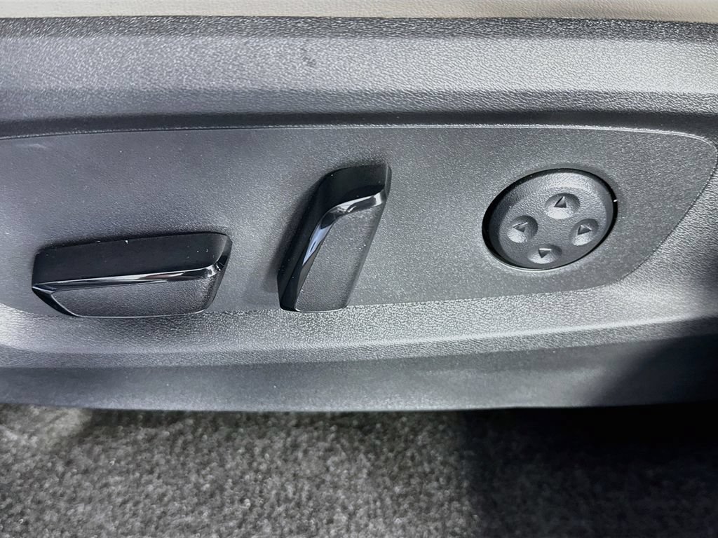 Used 2026 INFINITI QX60 Luxe w/ Cargo Package FWD image 20