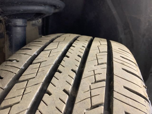 Used 2025 Toyota RAV4 LE AWD/4WD image 35