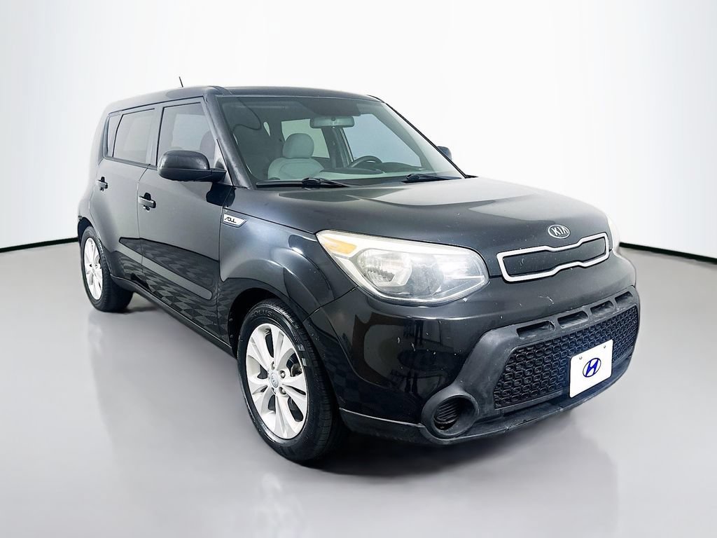 Used 2015 Kia Soul + FWD image 3