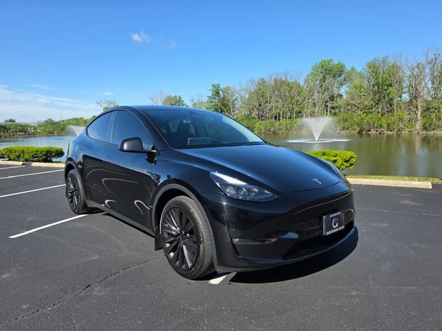 Used 2025 Tesla Model Y Long Range AWD/4WD image 17