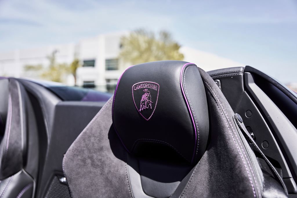 Used 2024 Lamborghini Huracan EVO image 44