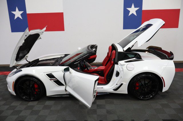Used 2019 Chevrolet Corvette Grand Sport RWD image 19
