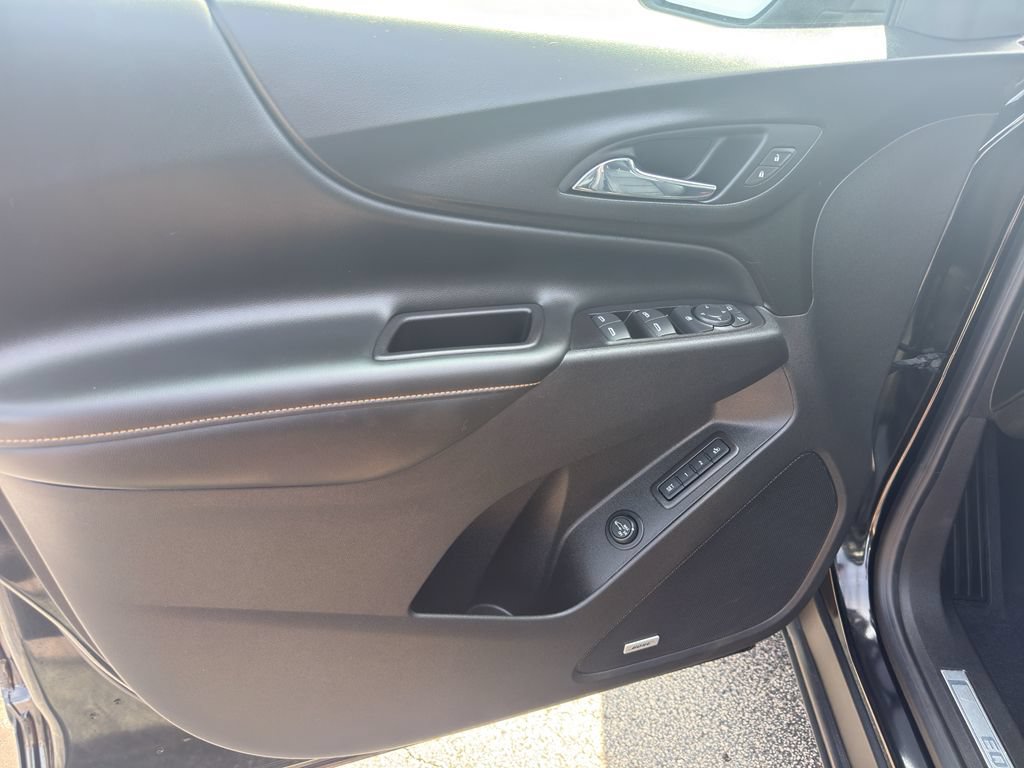 Certified 2020 Chevrolet Equinox Premier AWD/4WD image 13