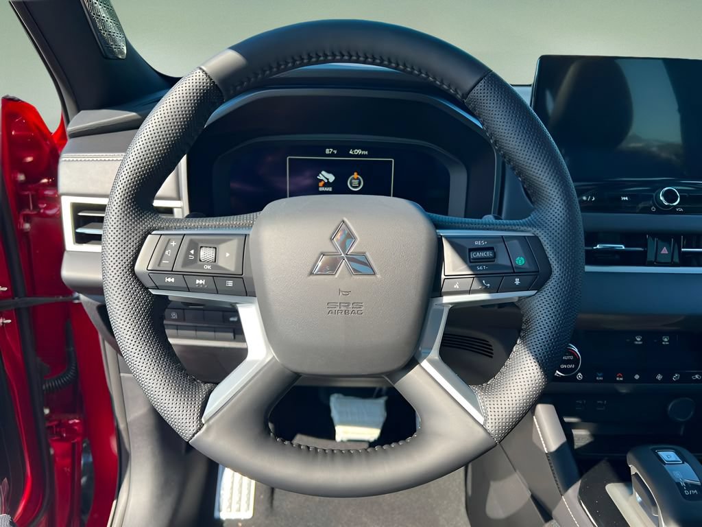 New 2026 Mitsubishi Outlander SEL Black Edition AWD/4WD image 18