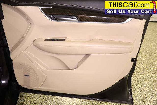 Used 2018 Cadillac XT5 FWD image 28