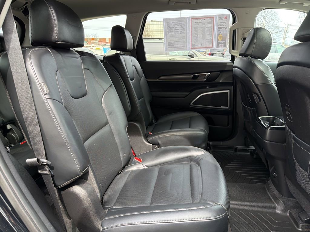 Used 2023 Kia Telluride S w/ S Sunroof Package image 13