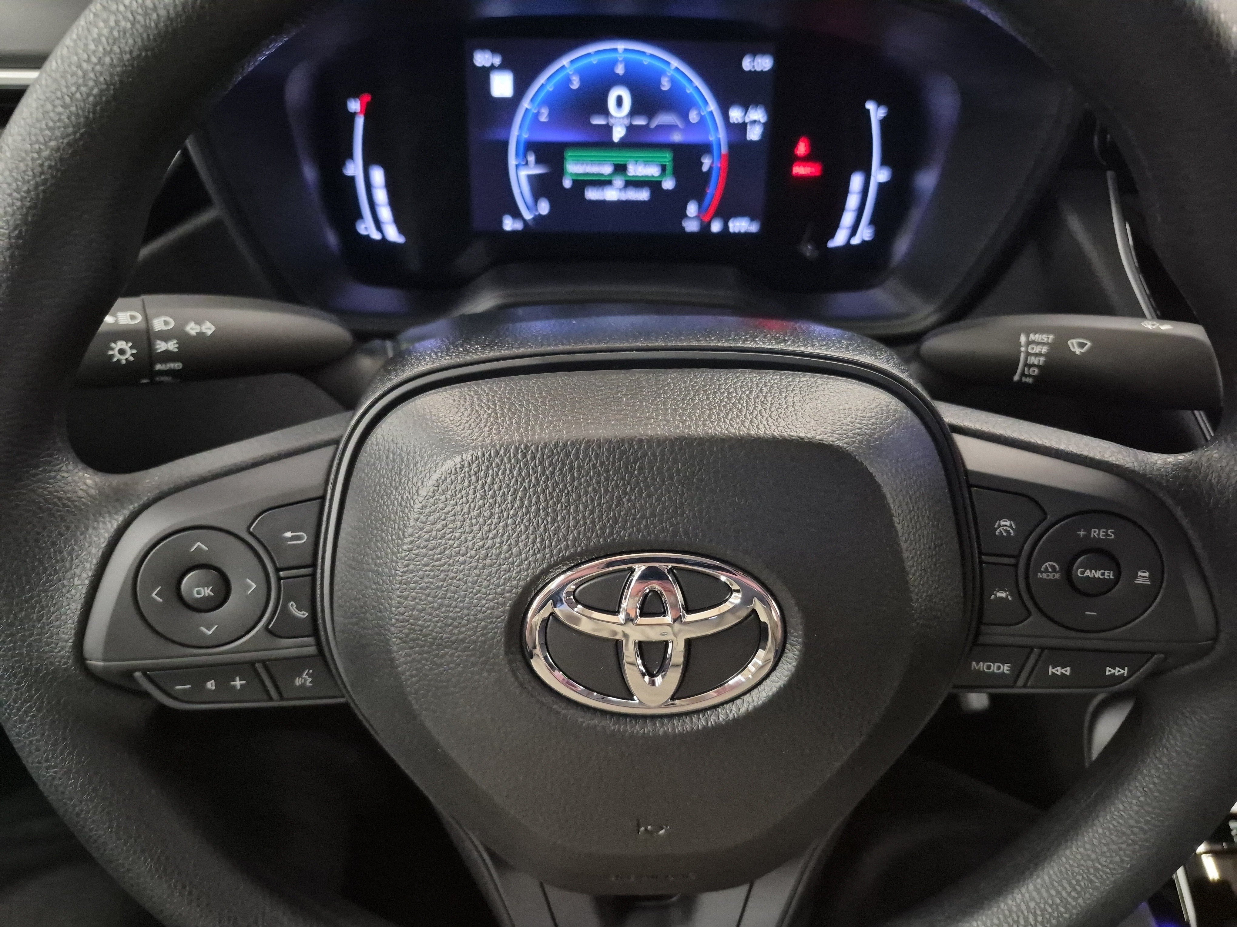 Used 2026 Toyota Corolla LE FWD image 24