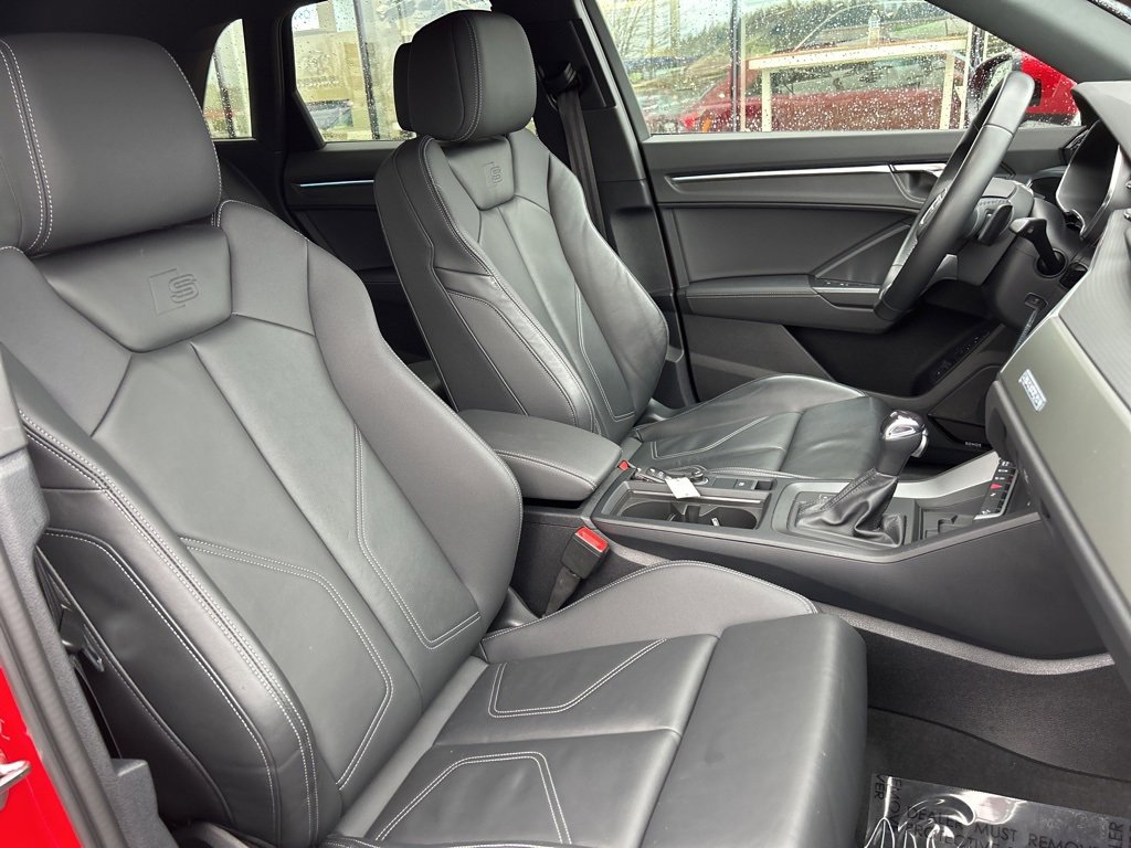 Used 2024 Audi Q3 2.0T Premium Plus image 11