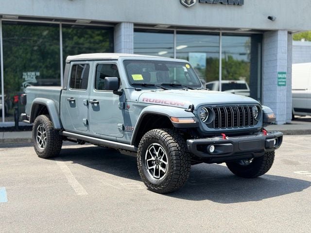 New 2026 Jeep Gladiator Rubicon w/ Safety Group AWD/4WD image 9
