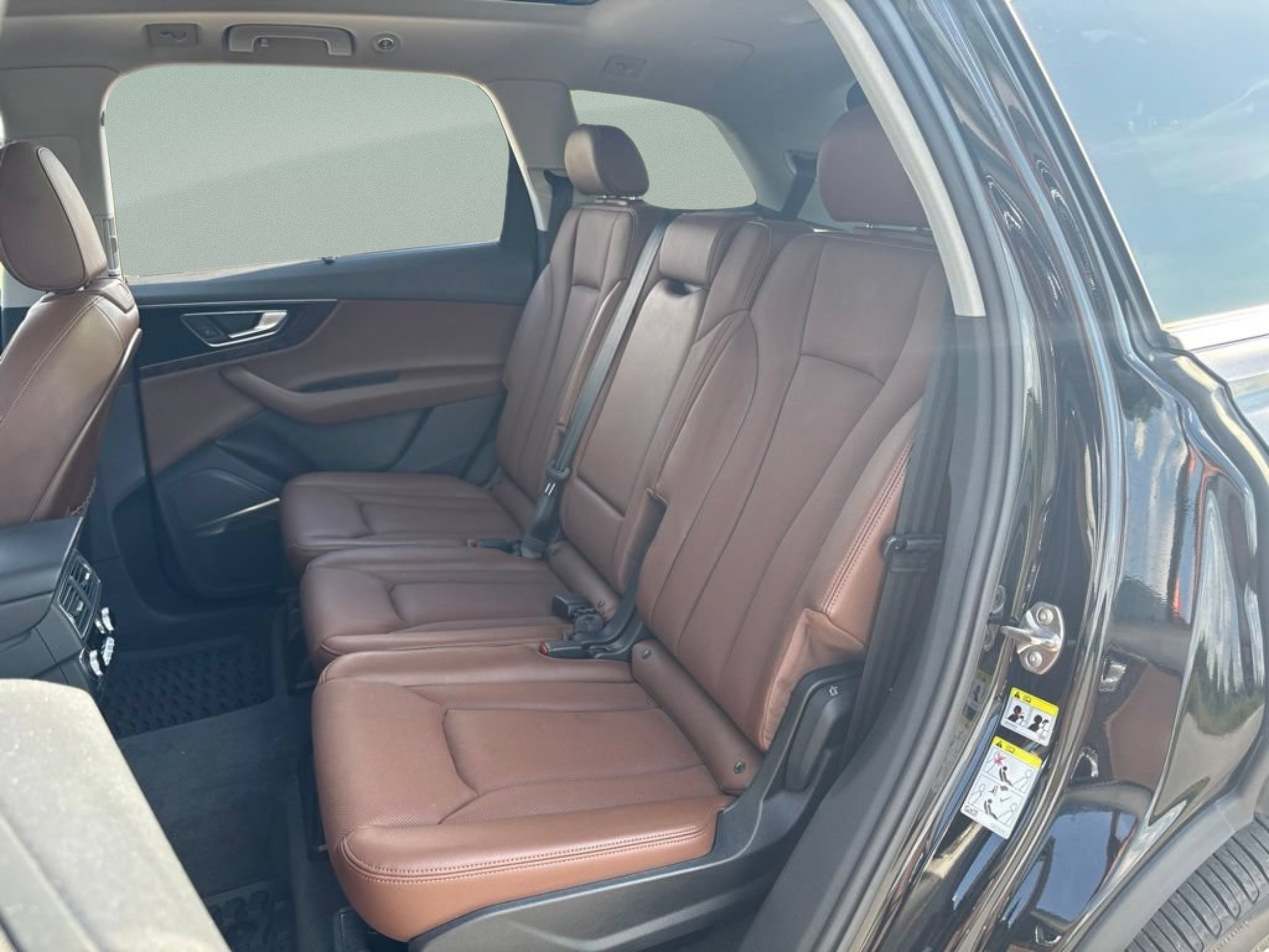 Used 2019 Audi Q7 3.0T Prestige w/ Prestige Package AWD/4WD image 18