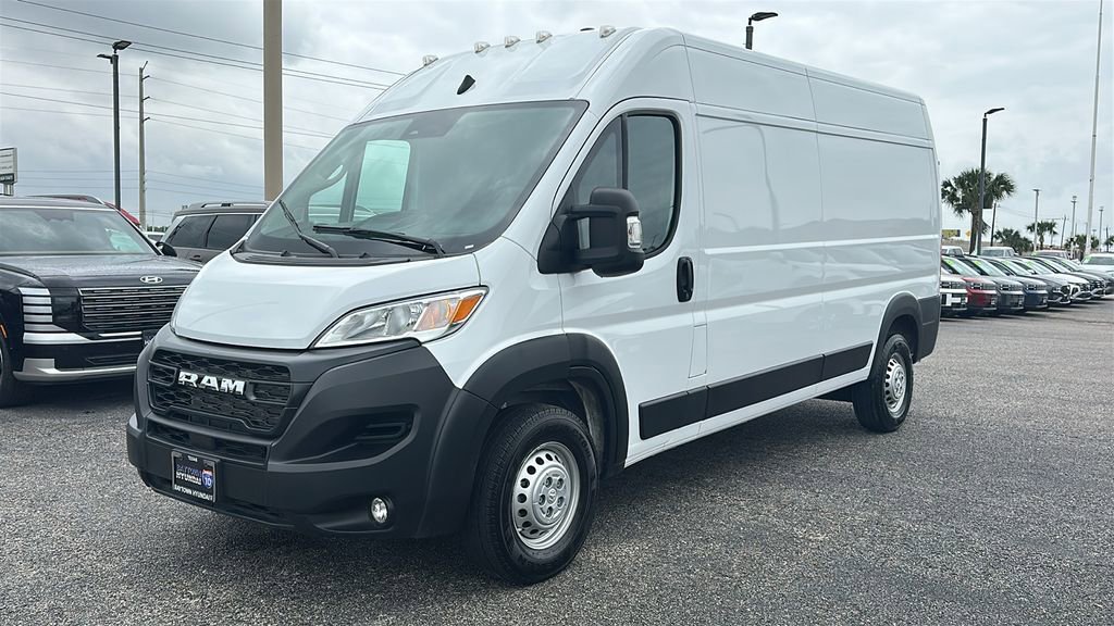 Used 2026 RAM ProMaster 2500 w/ Convenience Group FWD image 10