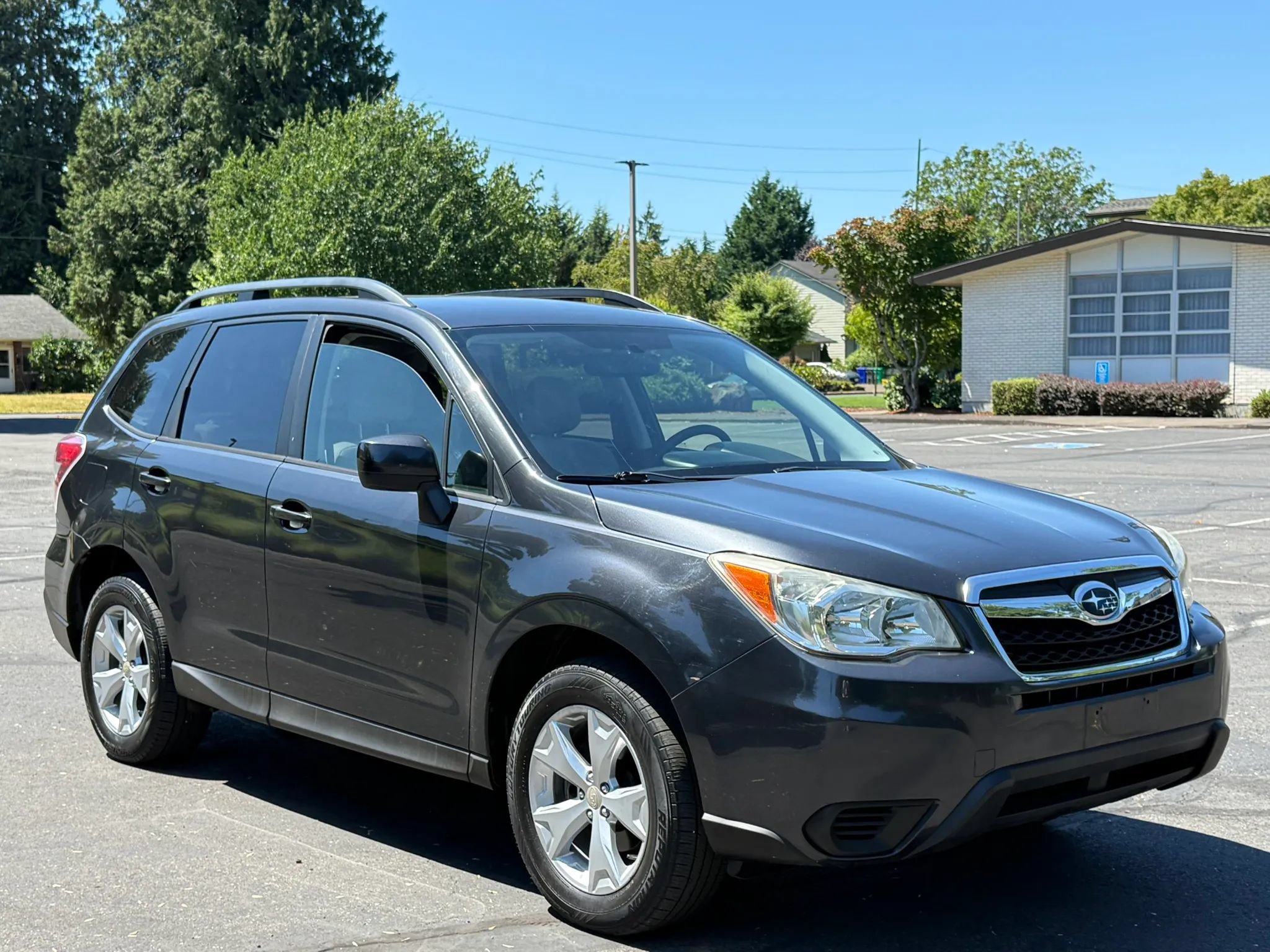 Used 2014 Subaru Forester 2.5i Premium w/ Popular Package #2 AWD/4WD image 8