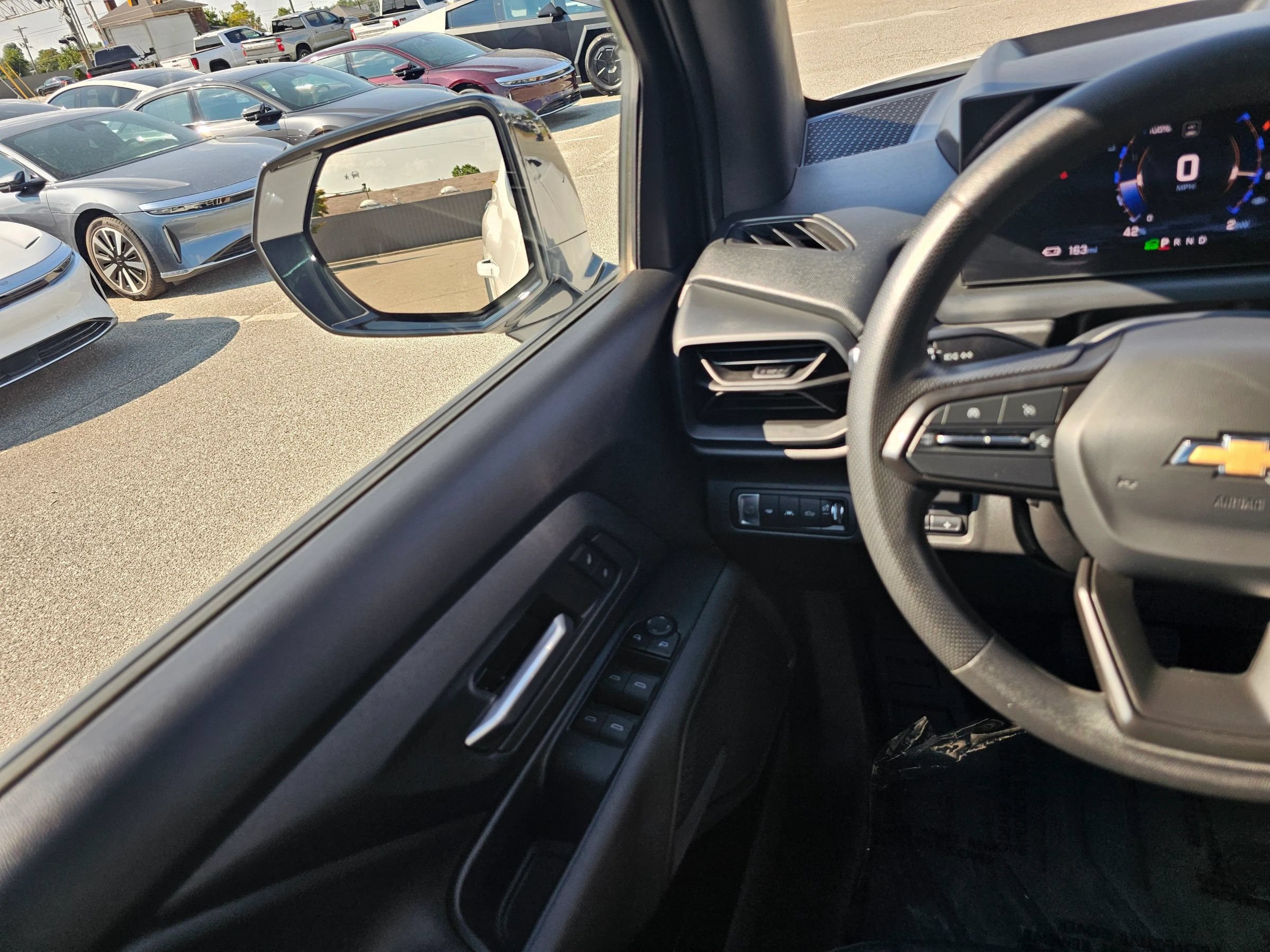 Used 2024 Chevrolet Silverado EV W/T AWD/4WD image 18