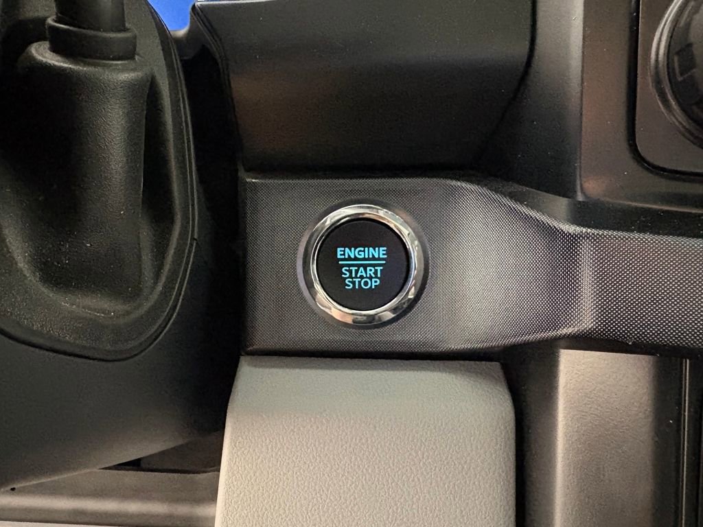 Certified 2024 Ford F350 Limited w/ FX4 Off-Road Package image 21