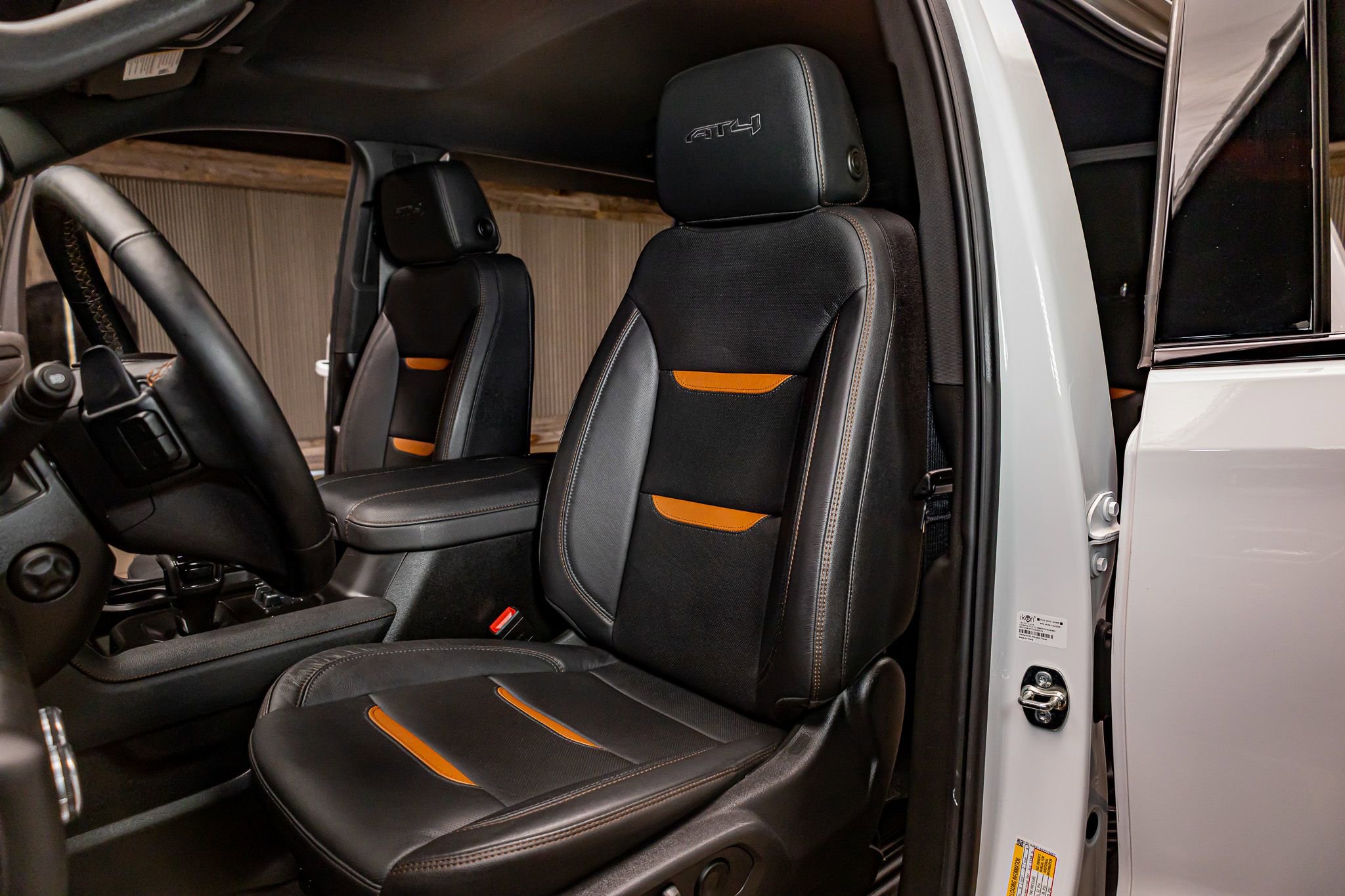 Used 2025 GMC Sierra 1500 AT4 w/ Technology Package image 23