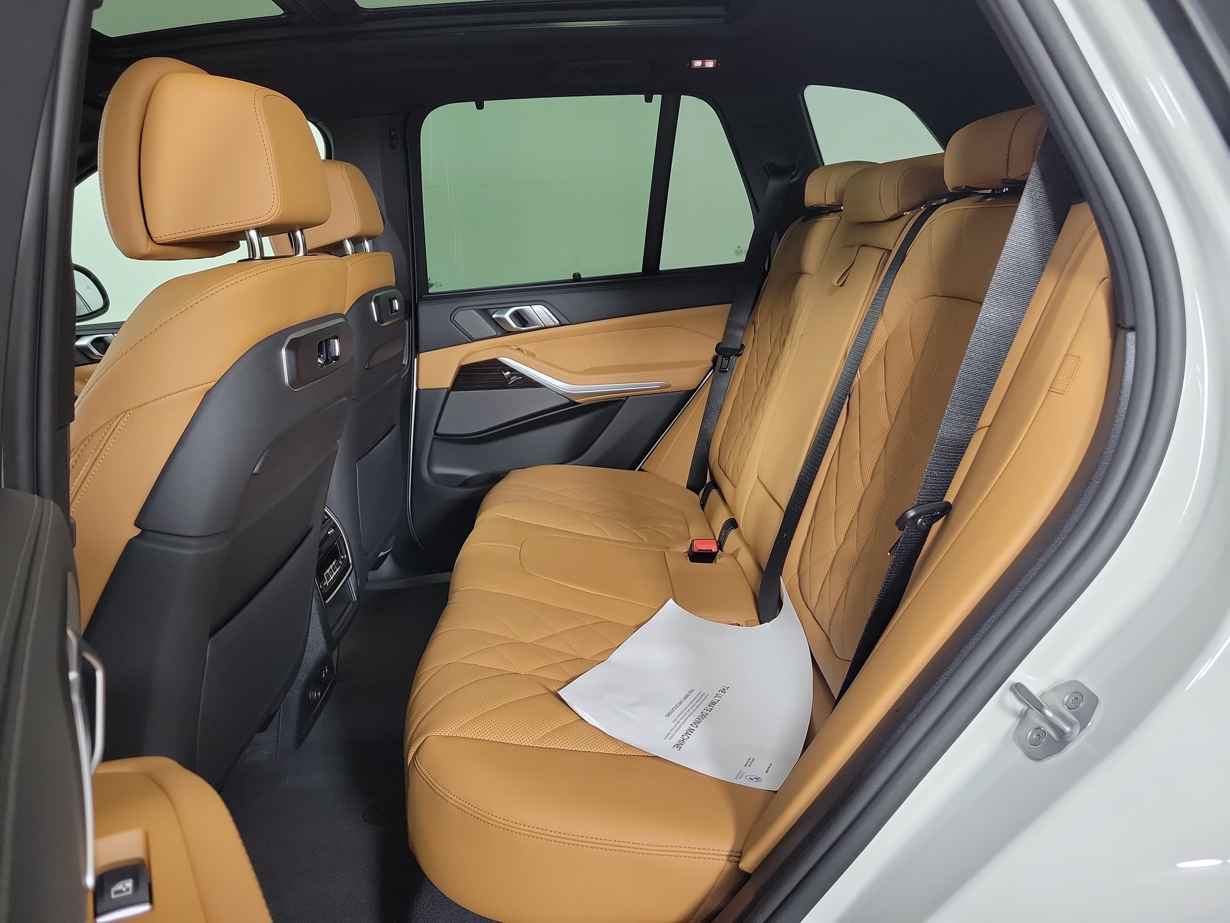 New 2026 BMW X5 xDrive50e w/ Executive Package AWD/4WD image 10