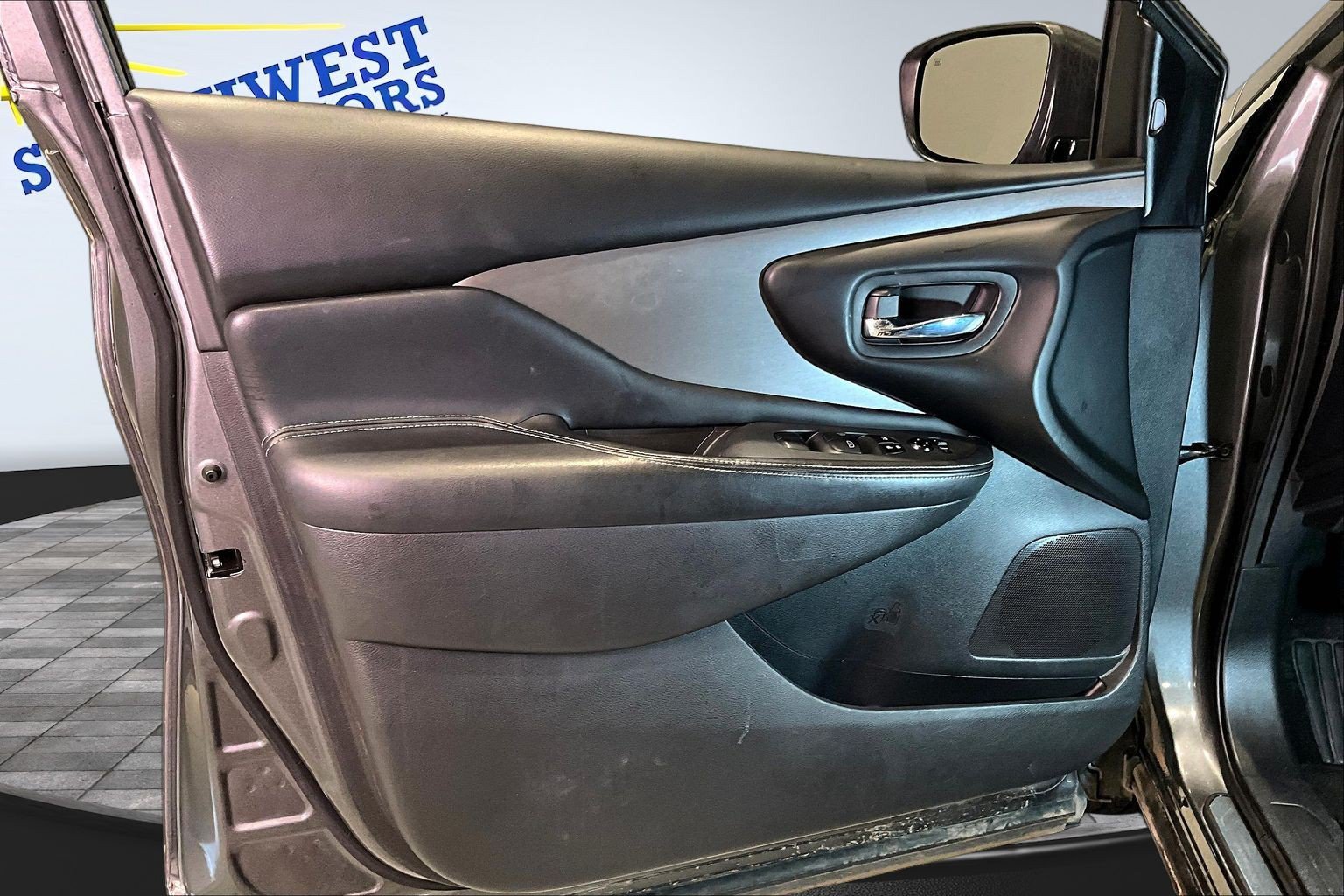 Used 2022 Nissan Murano SV AWD/4WD image 19