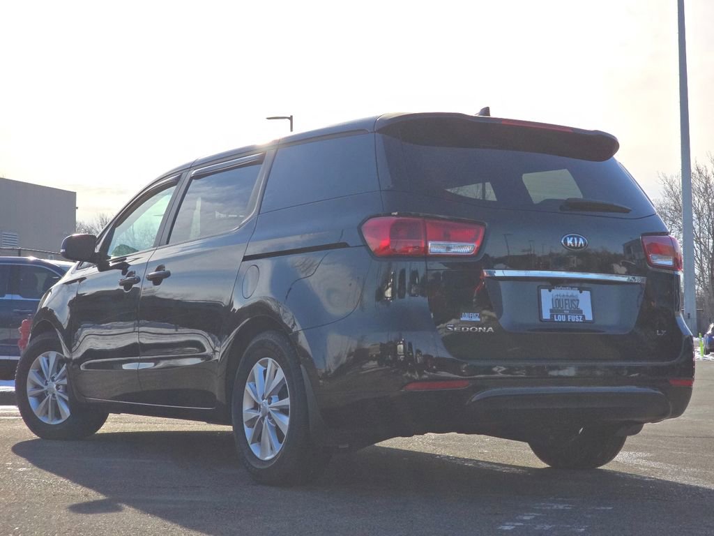 Used 2018 Kia Sedona LX image 12