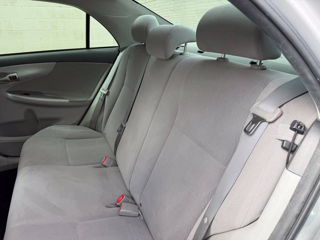 Used 2011 Toyota Corolla LE FWD image 21