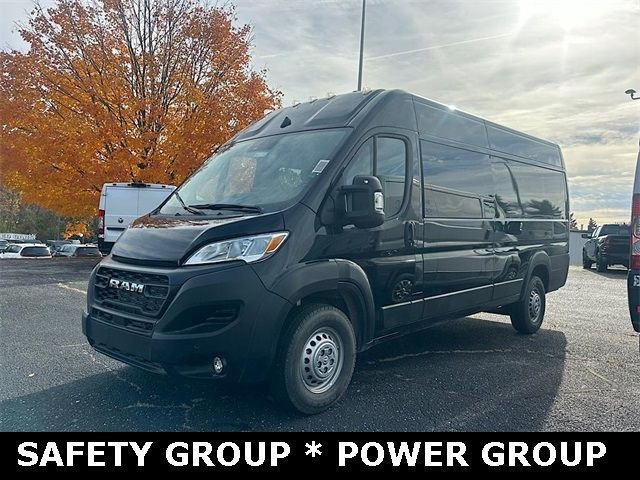 New 2025 RAM ProMaster 3500 w/ Crew Van Package image 2