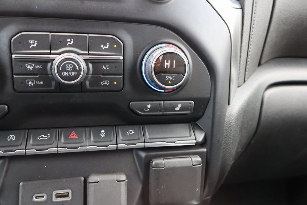 Used 2019 Chevrolet Silverado 1500 RST w/ All-Star Edition image 11