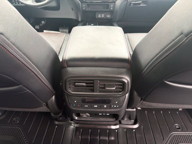 Used 2025 Honda Ridgeline Black Edition image 45
