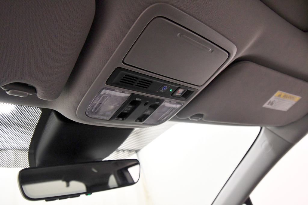 Certified 2024 Honda Odyssey Touring image 31