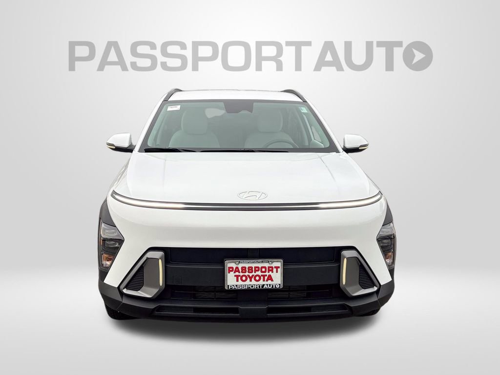 Used 2025 Hyundai Kona SEL image 11