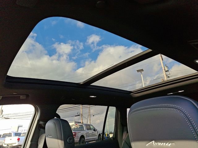 New 2026 Buick Enclave Avenir w/ Super Cruise Package image 15