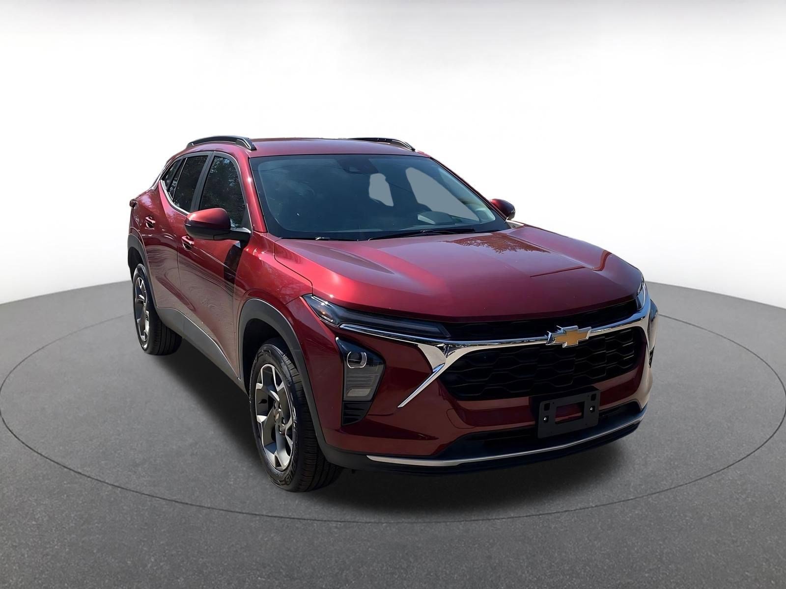 Used 2025 Chevrolet Trax LT