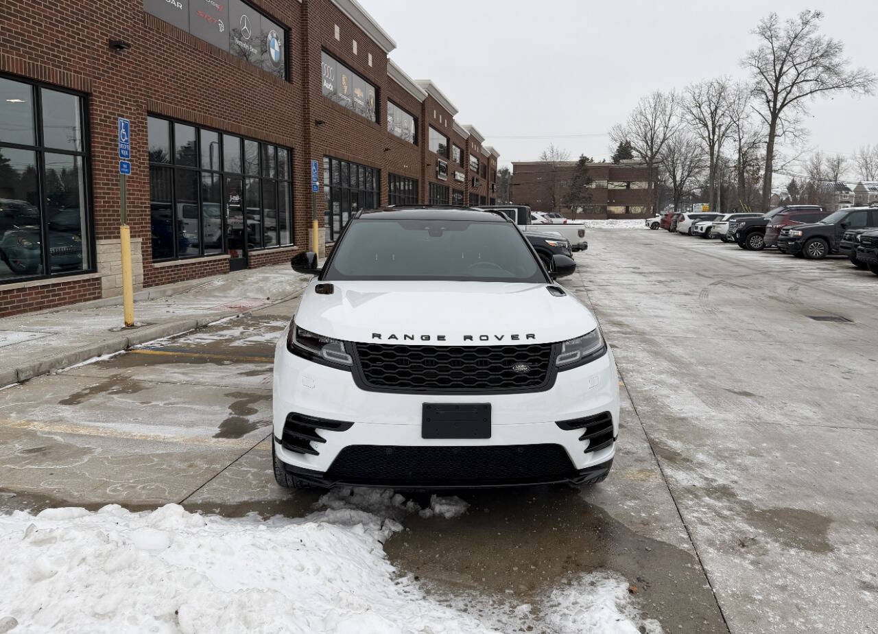 Used 2018 Land Rover Range Rover Velar R-Dynamic SE image 3