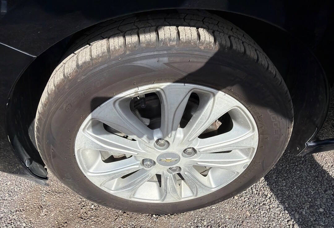 Used 2017 Chevrolet Spark LT image 14