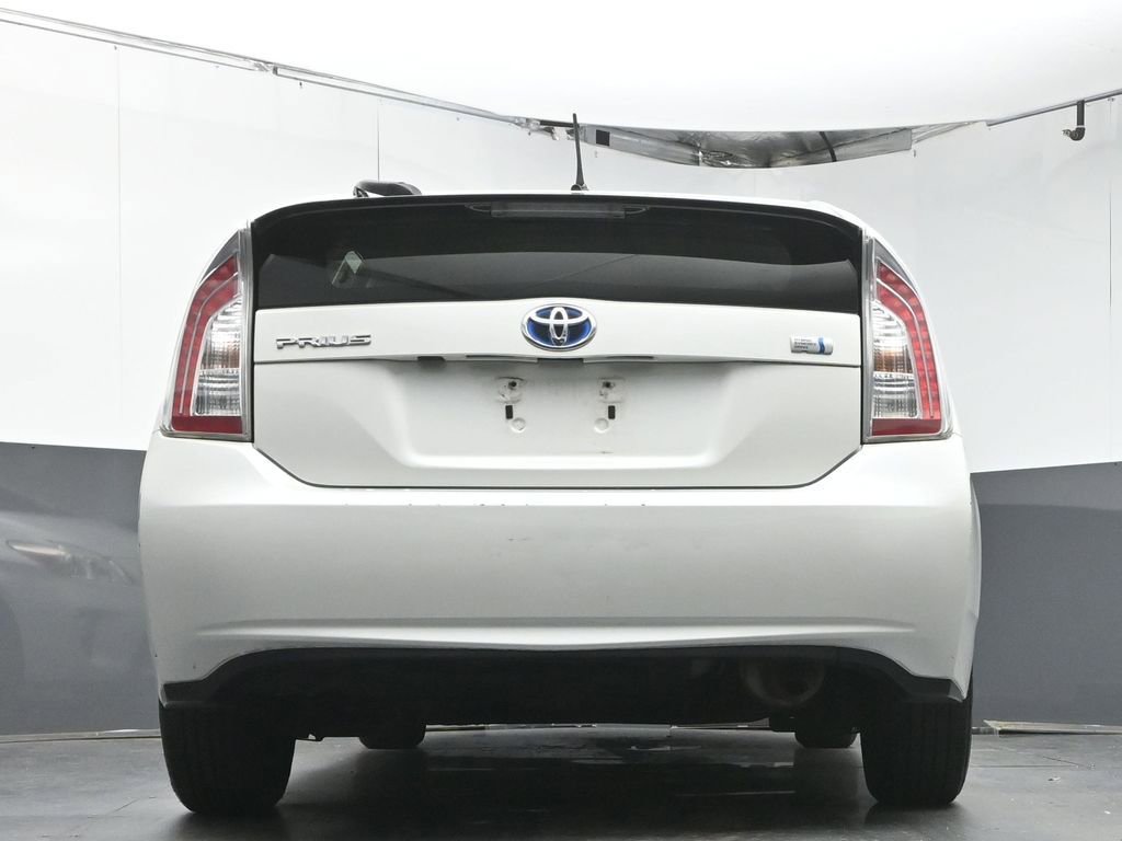 Used 2014 Toyota Prius Two FWD image 33