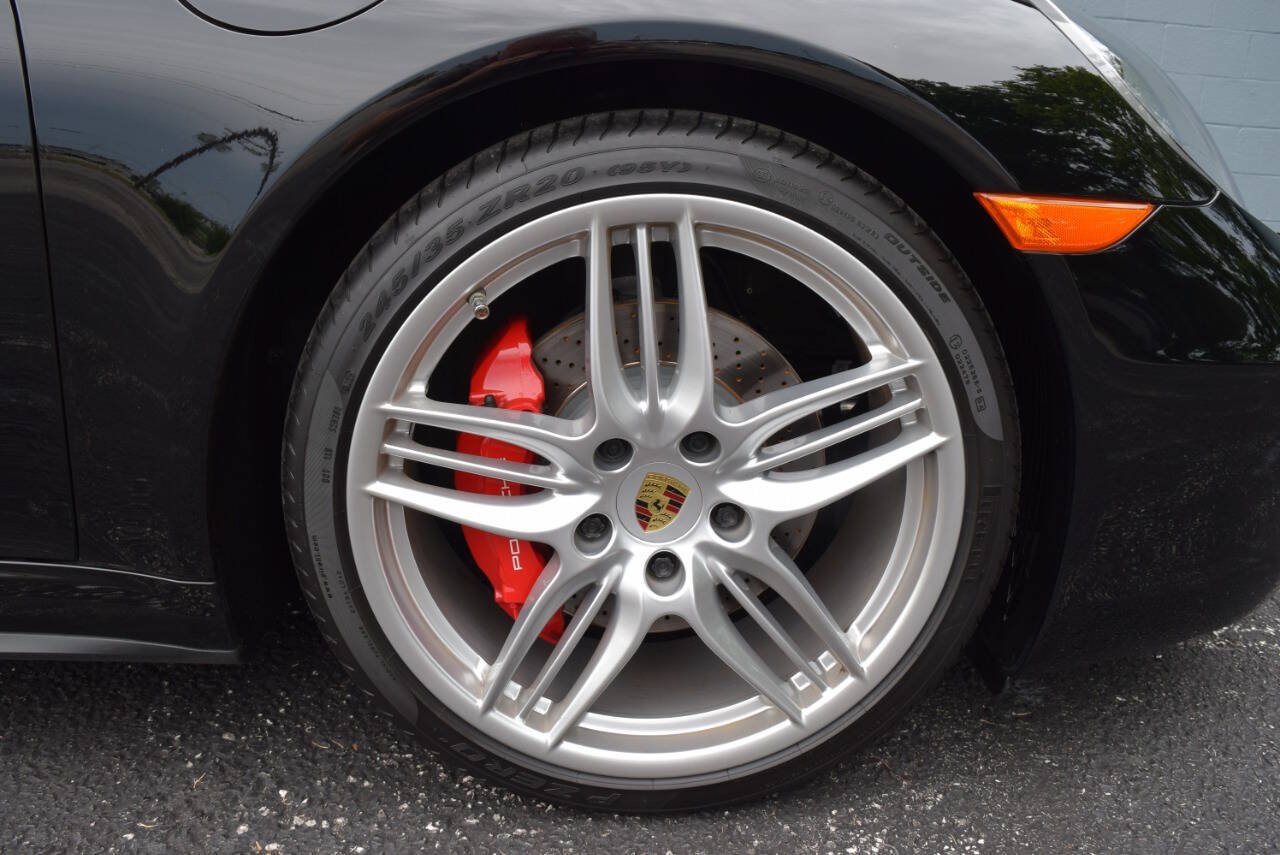 Used 2015 Porsche 911 Carrera 4S AWD/4WD image 32