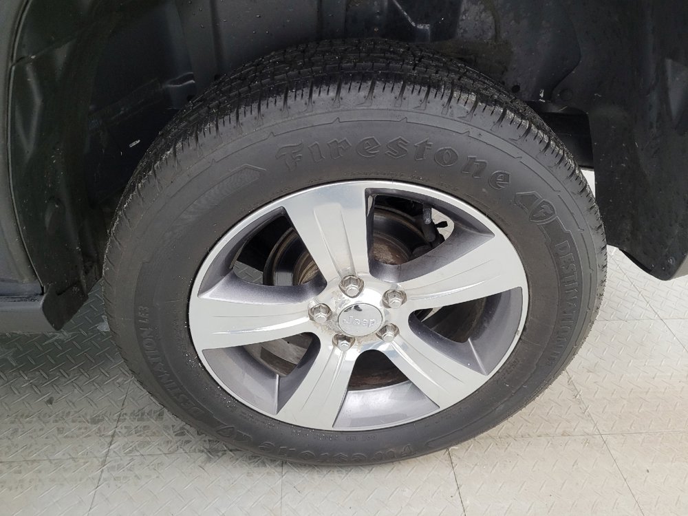 Used 2017 Jeep Patriot High Altitude image 31