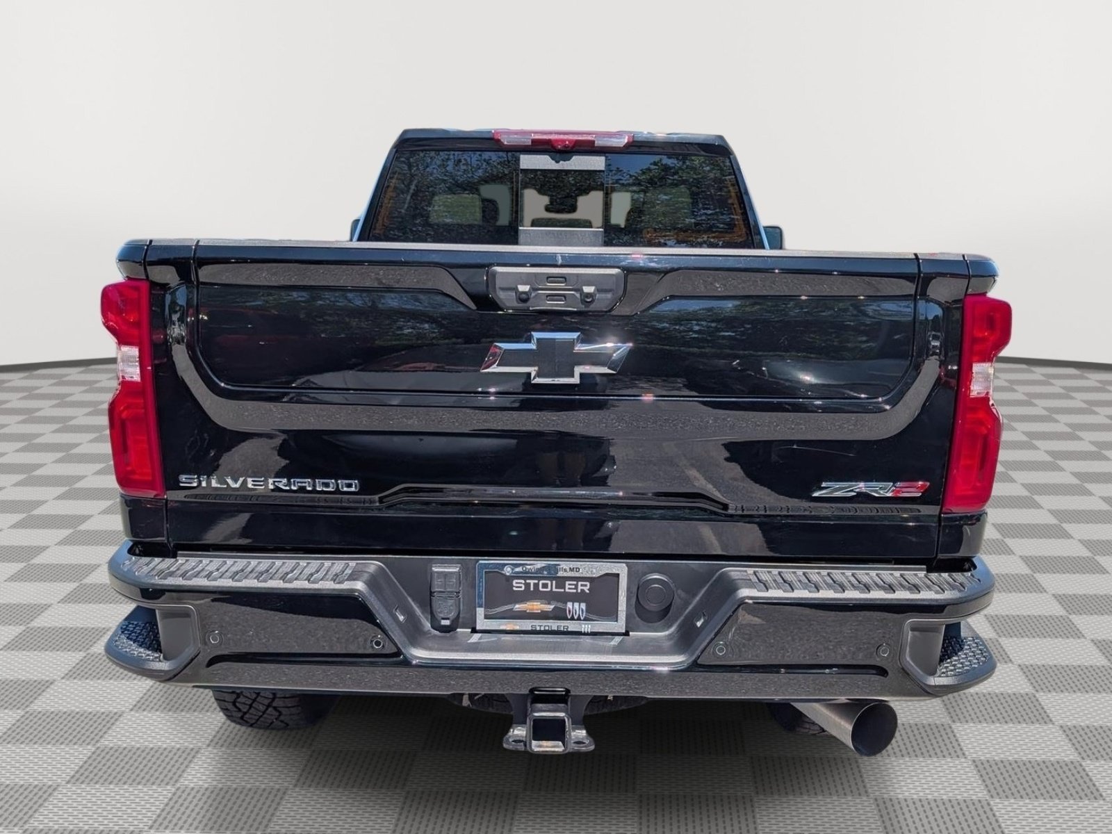 Used 2024 Chevrolet Silverado 2500 ZR2 w/ Technology Package AWD/4WD image 4