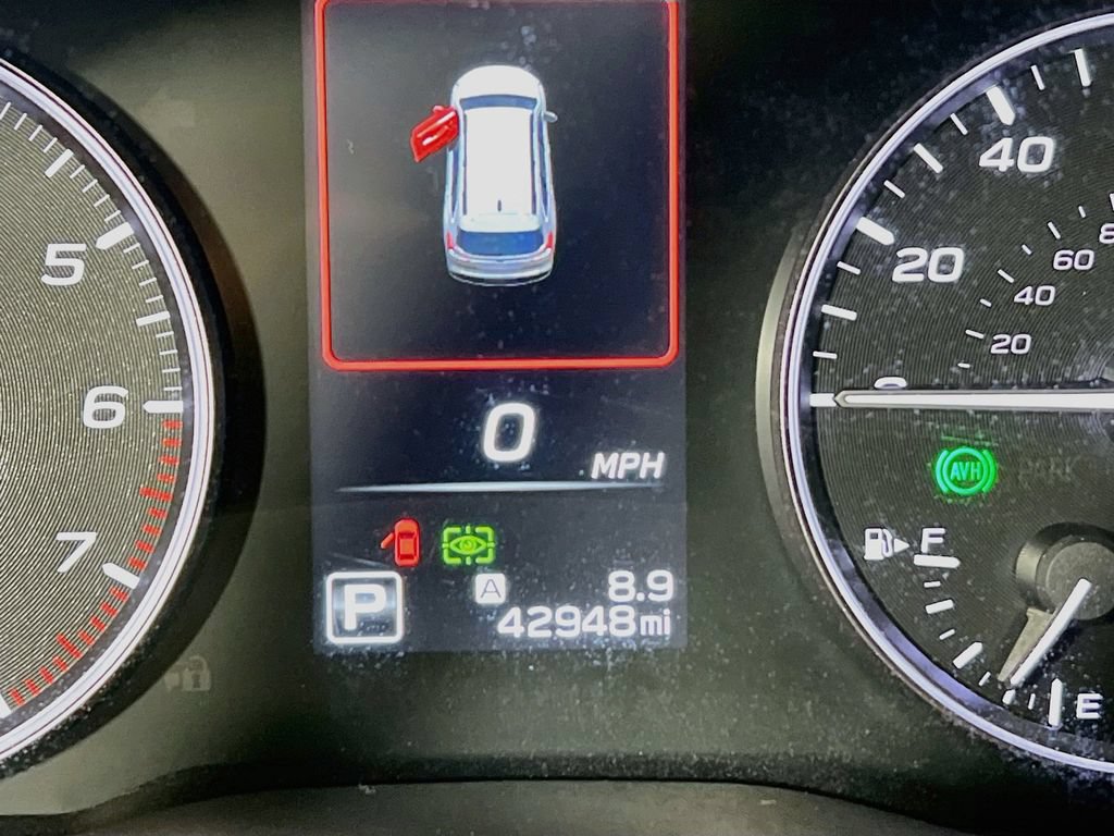 Used 2023 Subaru Ascent Limited w/ Technology Package AWD/4WD image 11