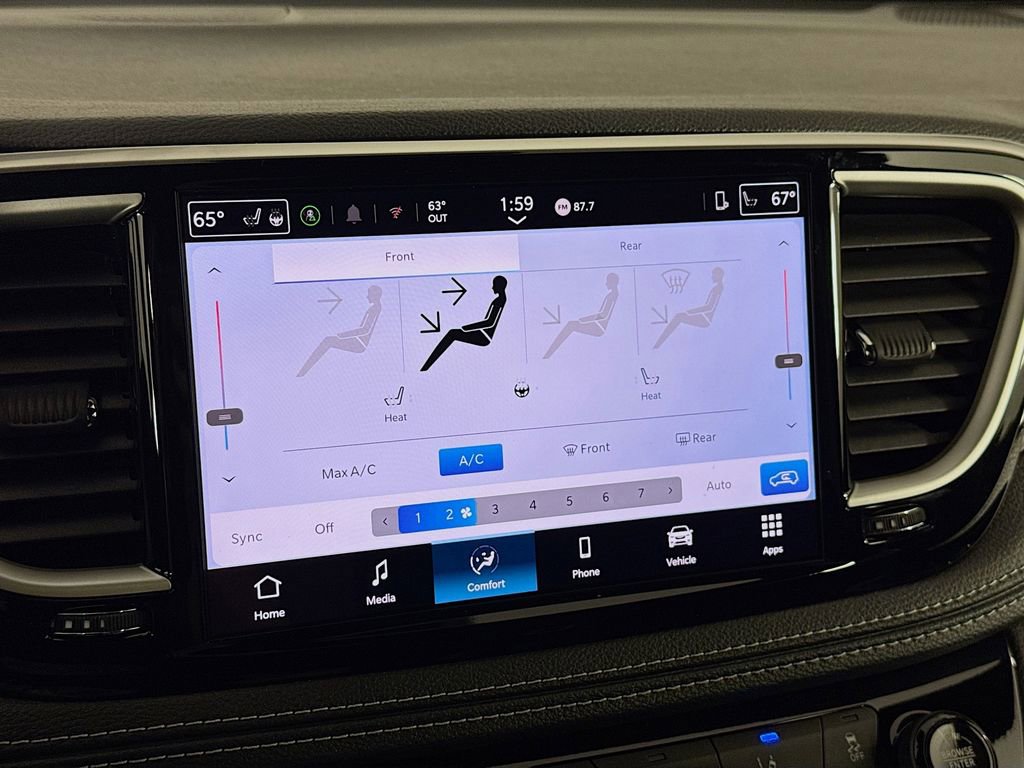 New 2026 Chrysler Pacifica Select image 37