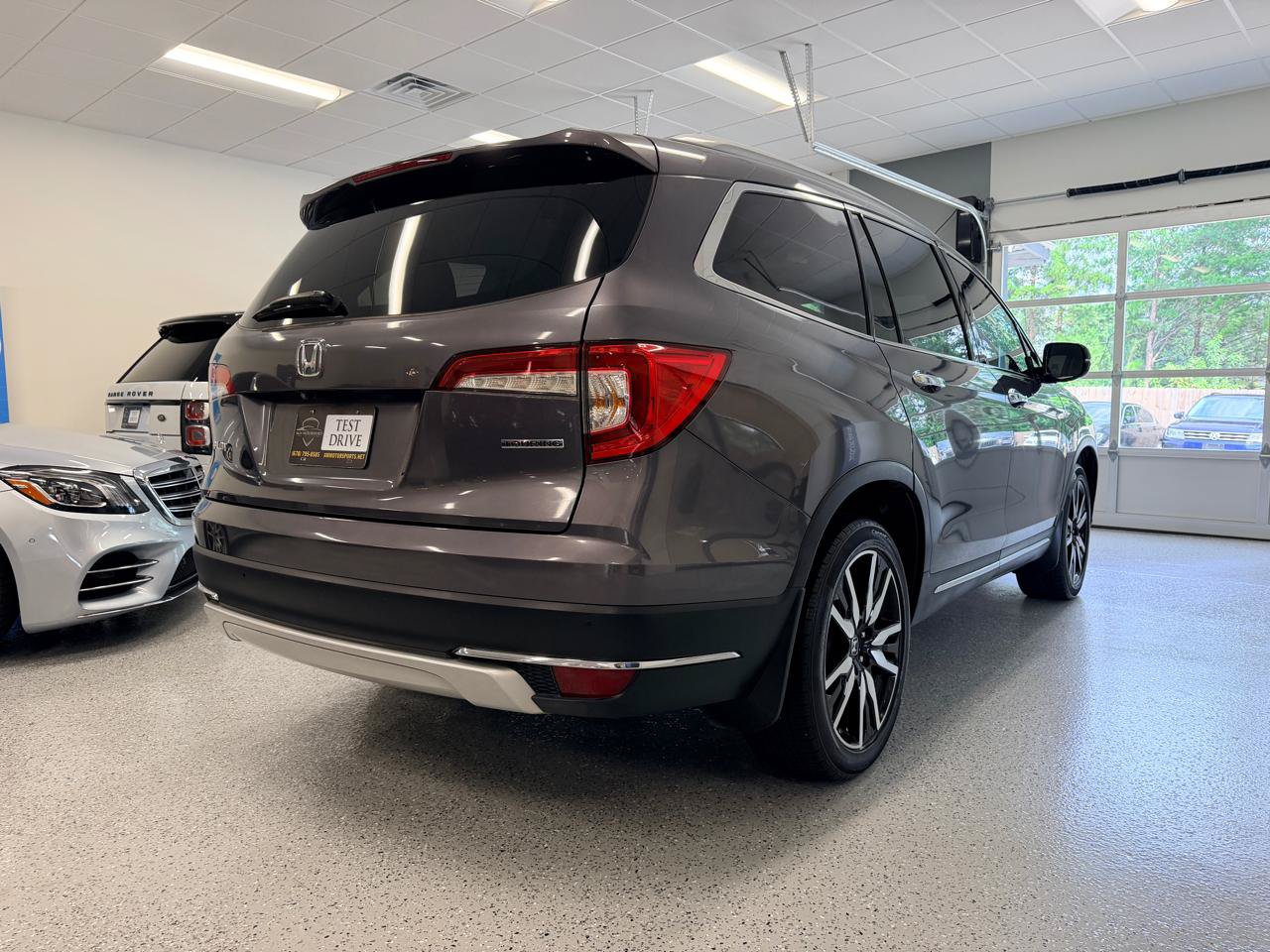 Used 2019 Honda Pilot Touring image 9