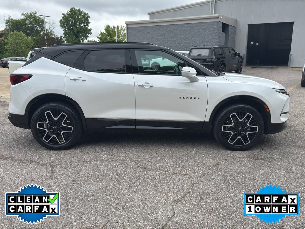 Used 2023 Chevrolet Blazer RS FWD image 2