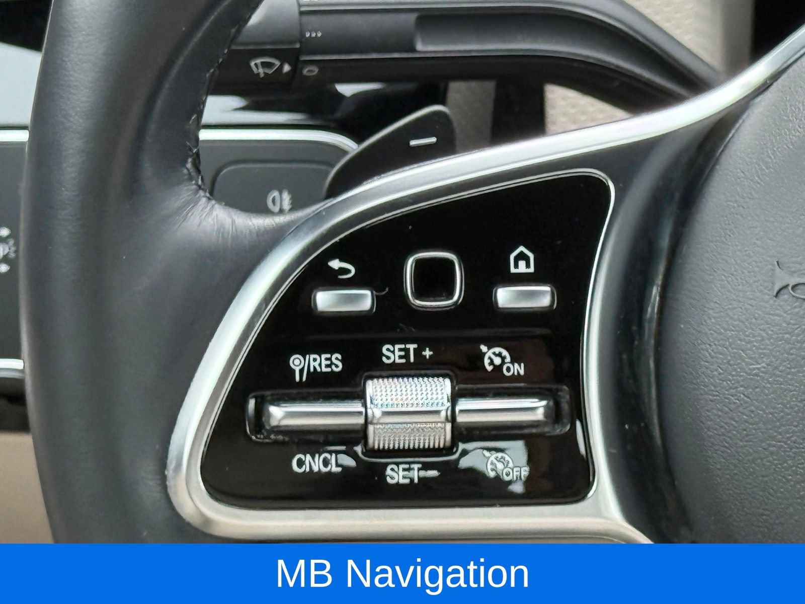 Used 2023 Mercedes-Benz CLA 250 4MATIC image 34