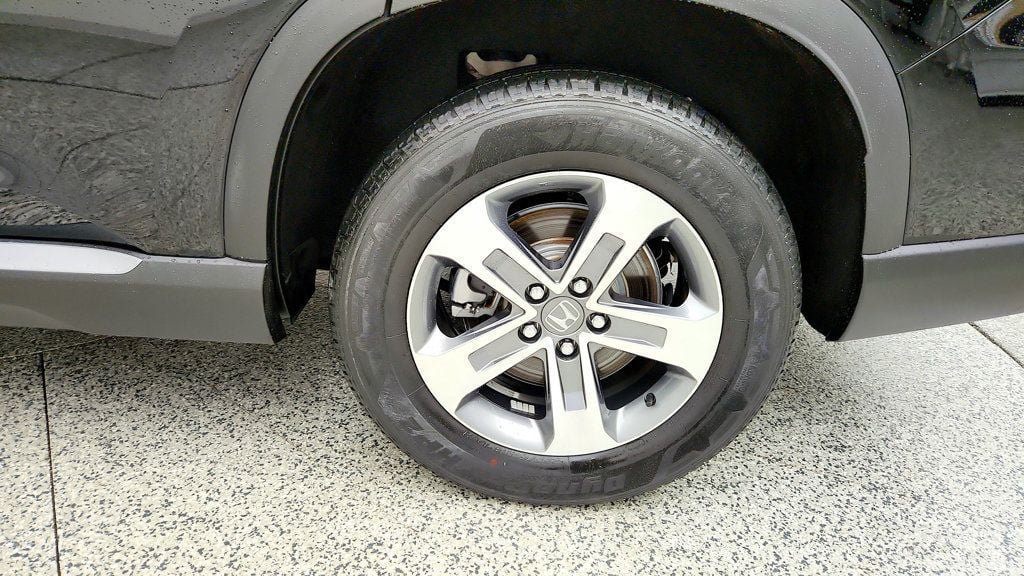 Used 2023 Honda Pilot EX-L image 9