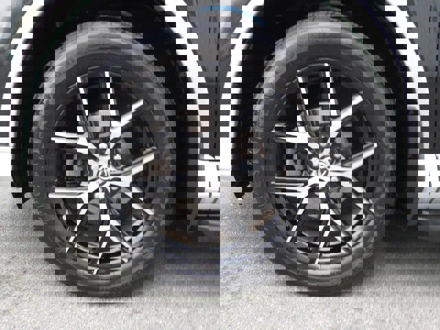 Used 2016 Toyota RAV4 SE image 8