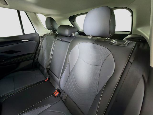 New 2026 Volkswagen Tiguan SE image 22