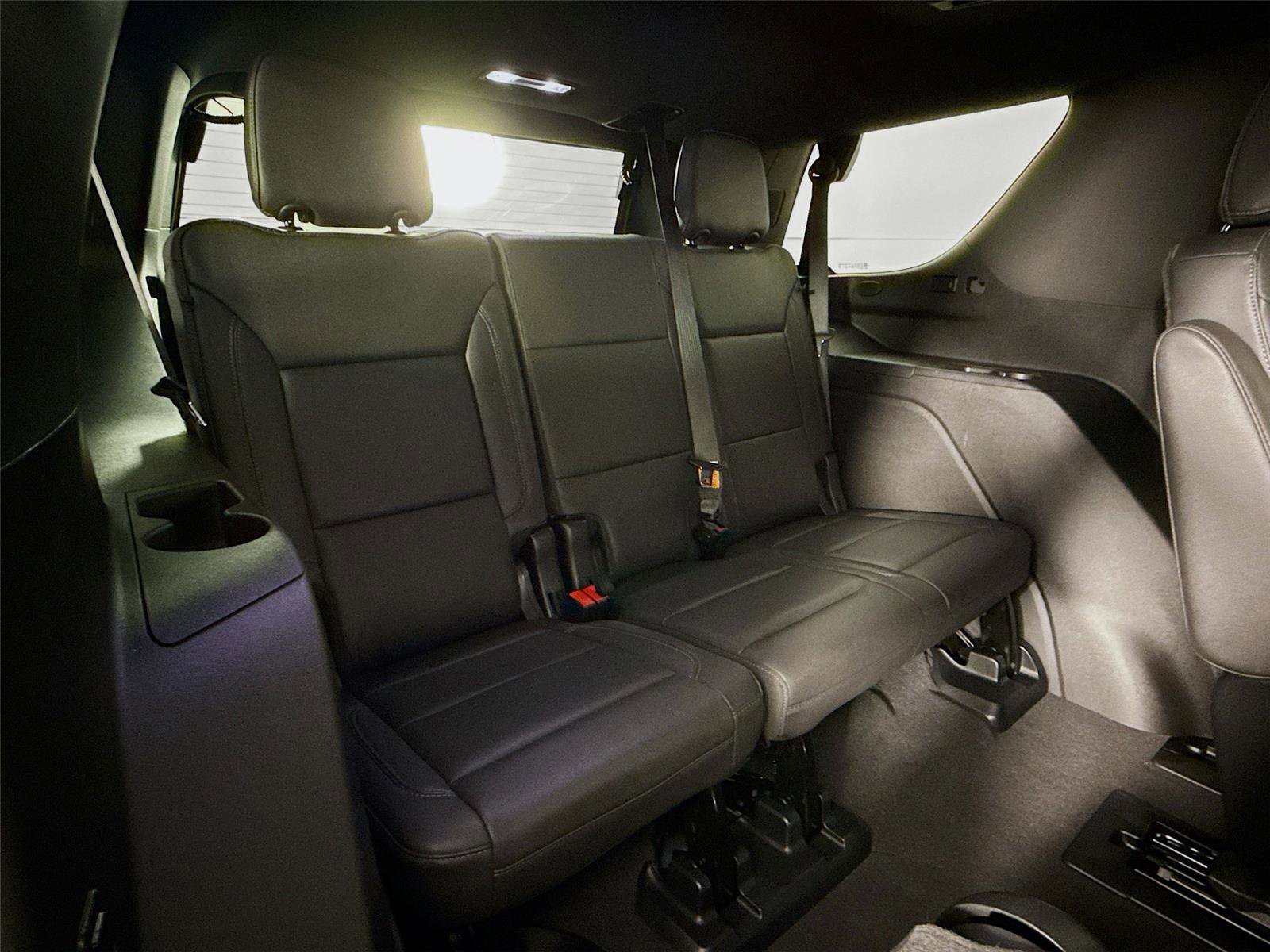 Used 2023 Chevrolet Tahoe Z71 w/ Luxury Package image 29